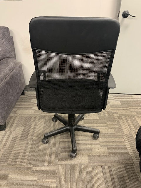 (8268 BLACK)- MESH FABRIC COMPUTER CHAIR- INVENTORY CLEARANCE