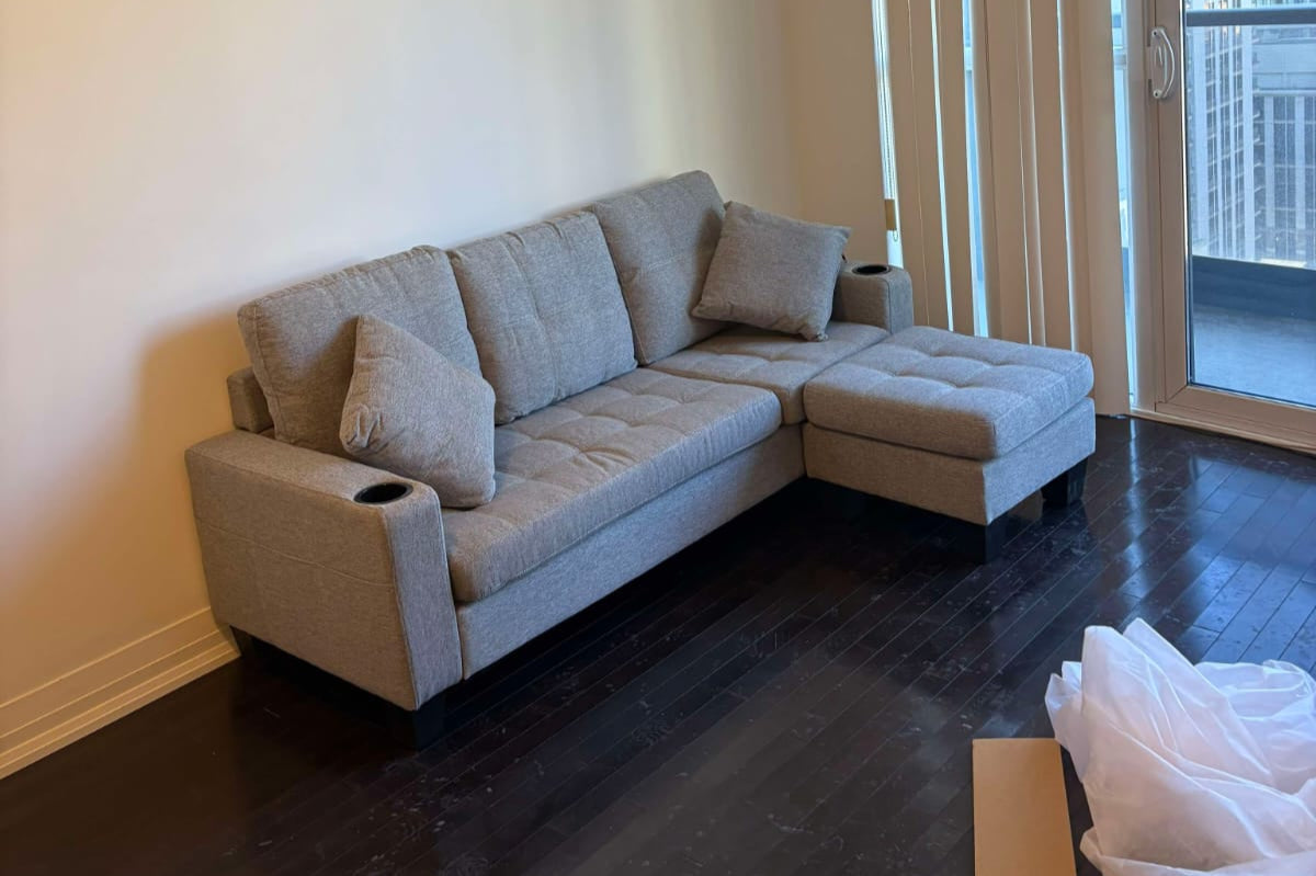 (6818 GREY)- 73" LONG- REVERSIBLE- 3 SEATER LINEN FABRIC SECTIONAL SOFA