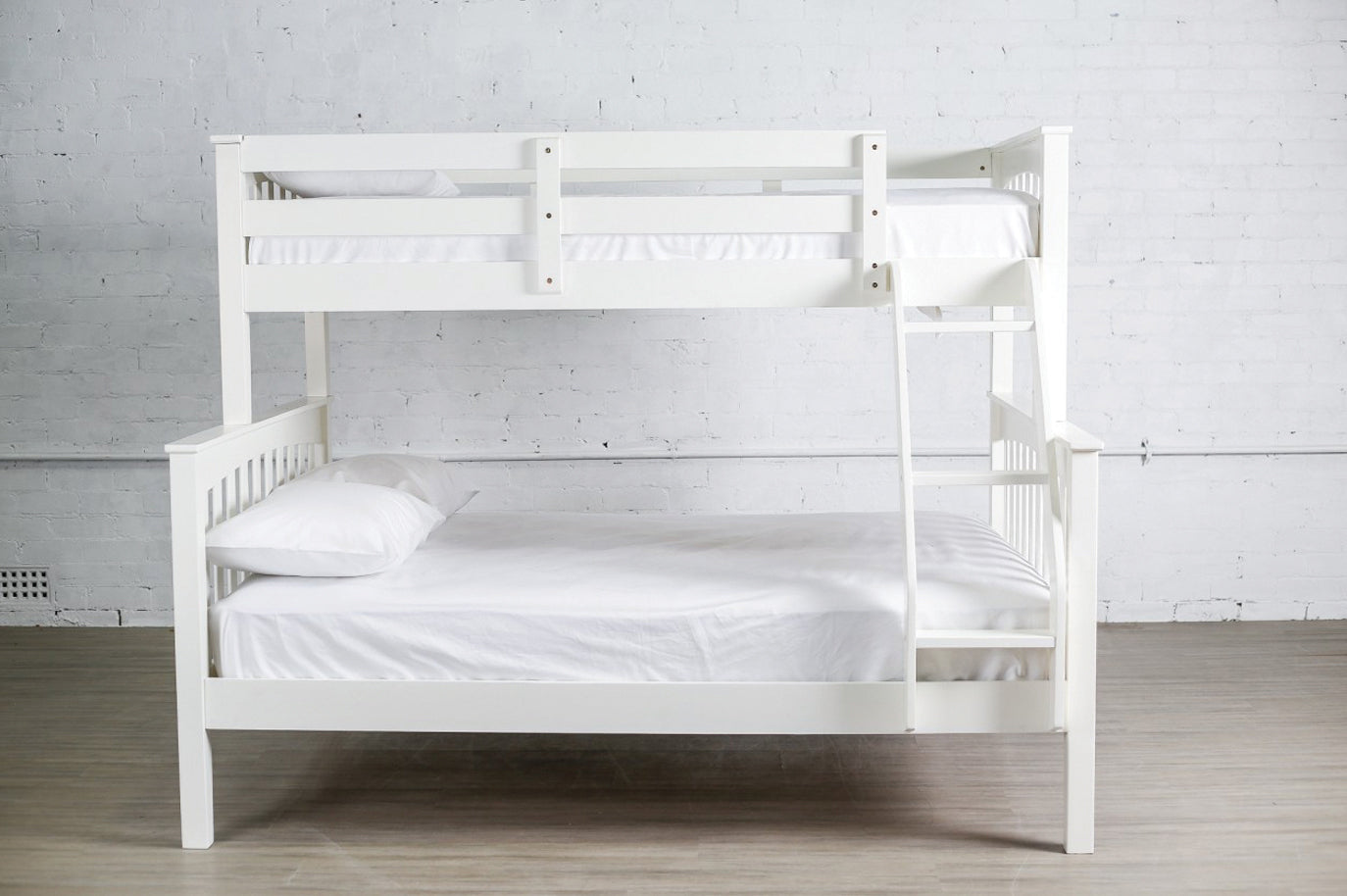 TWIN/ DOUBLE- (2501 WHITE)- WOOD BUNK BED- WITH SLATS